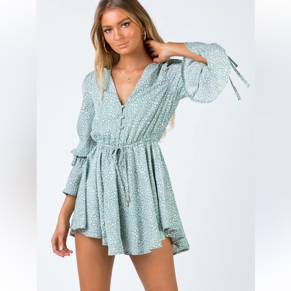 Princess Polly - Flowy Cierra Romper Dress - Picture 6 of 8